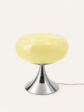 Lampe de table en verre coloré et pied chromé