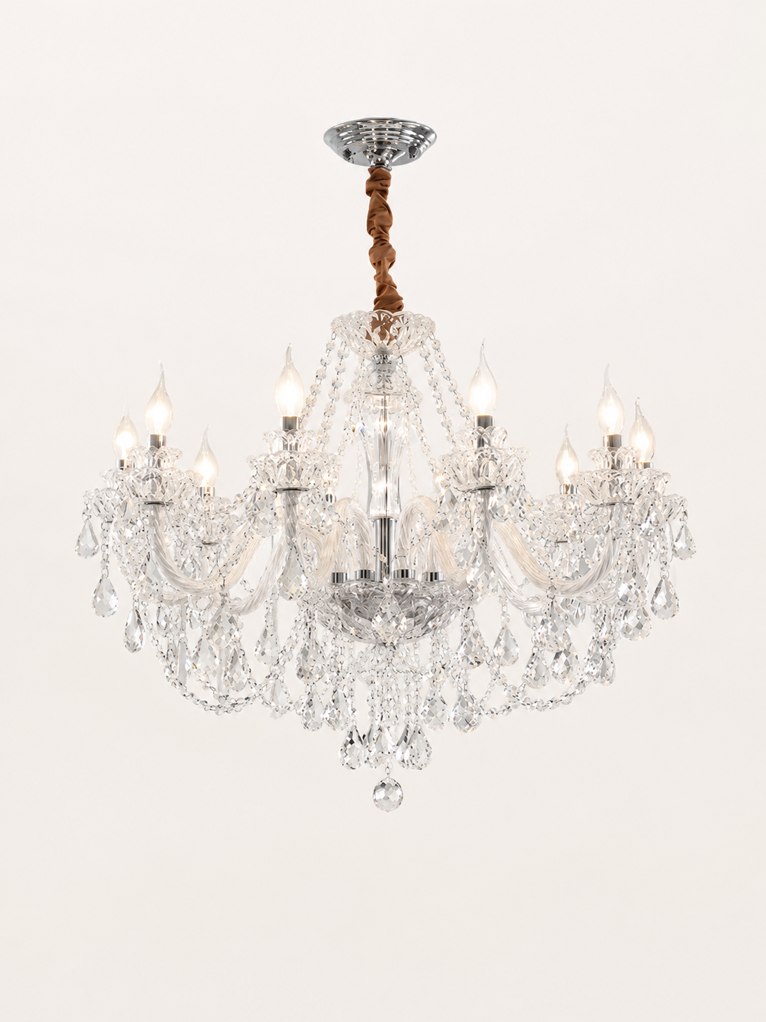 Lustre à pampilles en cristal K9